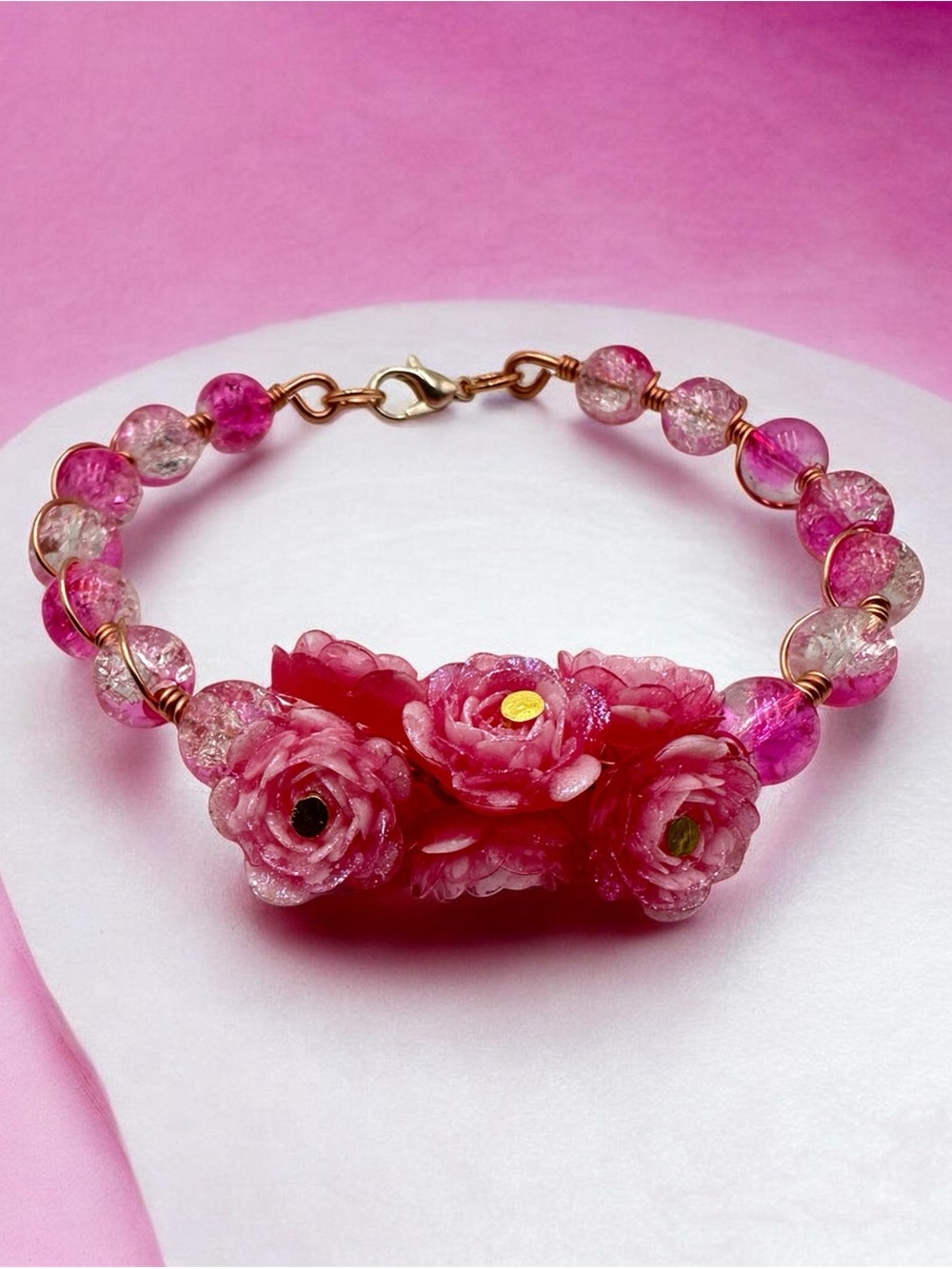 Pink Rose Beaded Bracelet with Crackle Glass Beads & Gold Tone Wire